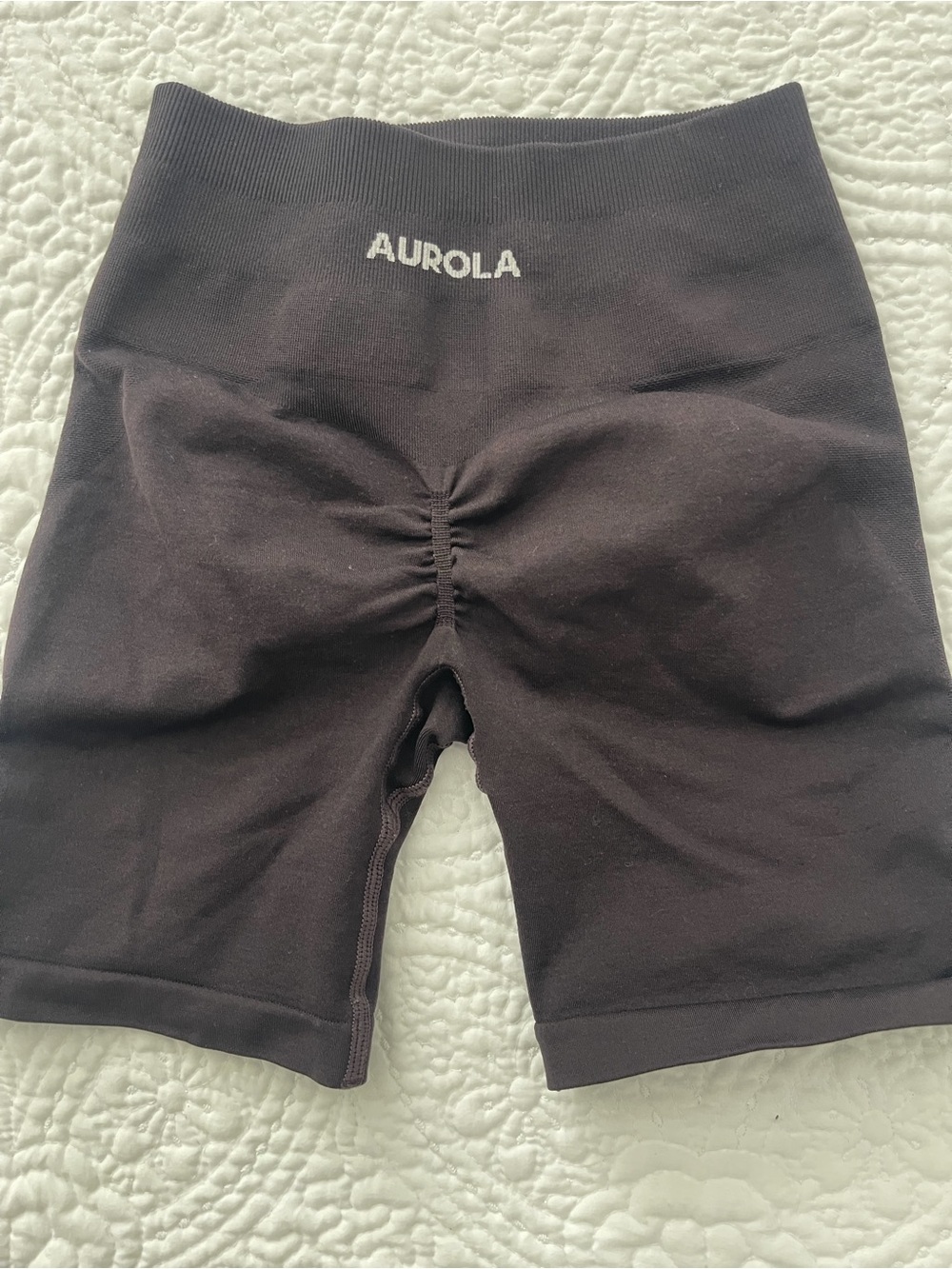Aurola Black High-Rise Scrunch-Back Bike Shorts